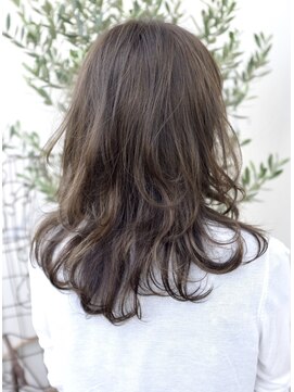 モカ ヘアーデザイン(moca HAIR DESIGN) ハイライトを入れたアッシュ系カラー