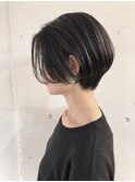 くびれ感が大人っぽい前下がりグラデーションボブ