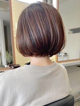 アリカ(alica) 女性らしい丸み上質ボブシフォンベージュ10代20代30代40代