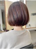 女性らしい丸み上質ボブシフォンベージュ10代20代30代40代