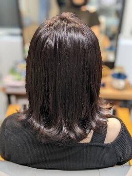 リムルヘアー(Rymlhair) ナチュラルカラー/こなれヘア/小顔補正立体カット