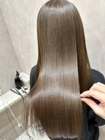 ジーナ 本八幡(Zina)&nbsp;大人かわいい20代30代40代小顔ショコラベージュ　Zina本八幡