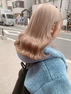 ペレ 栄店(PELE) ミルクティーベージュ　ふんわりカール　ヘルシースタイル