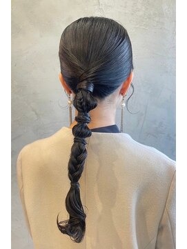 スリーバイベルベット(THREE...by velvet) ツインテール/ポニーテール/カチモリ/ハーフアップ