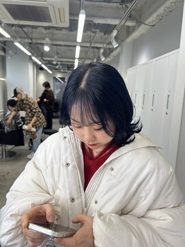 ラフィット 香椎(lafit) ネイビーブルー　ブリーチカラー