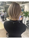 レイヤーボブ　ボブ　レイヤーカット ミディアムボブ　レイヤー