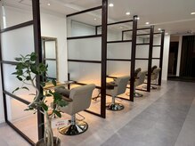 hair&make Laule’a【ヘアアンドメイク ラウレア】の雰囲気(半個室だから隣が気にならずリラックス★)