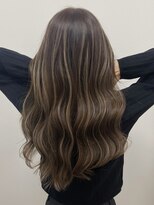 マーシュ ルーヴェ(marshu Luve) 白髪もぼかせるハイライト