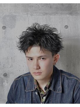 ダズ(Dazz) アップバングショート