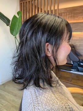 ヘア アトリエ マム(hair atelier mum) はねレイヤー