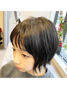 エテルノ ルーチェ ドゥエ(eterno luce due) ショート～ボブ(矢巾)