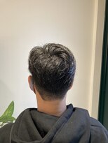 キー(KEY) 七三かきあげヘア