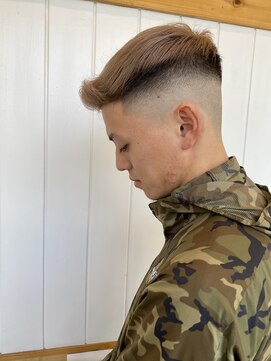 アメラボ(AmeLab) スキンハイフェードリーゼント×ハイトーン