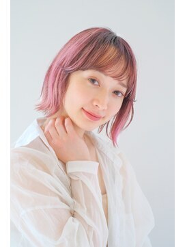 ガリカ 大名(Gallica) <當間星奈>ハイトーンピンク外ハネボブにシースルーバング