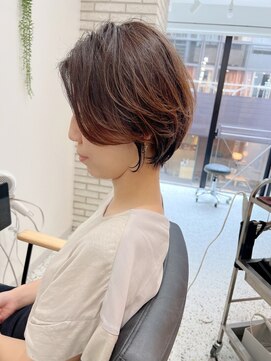 メモリーズ 銀座(Memories) 40代/50代/絶壁解消・前下がり・ショートボブ