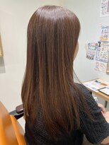 アルバ(aLba)&nbsp;【村上　慶太】ツヤ髪ロング　《江坂駅/ツヤ髪ロング》