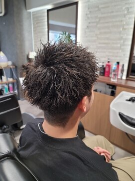 ロワジール 松戸店(Loisirs) ツイストパーマ