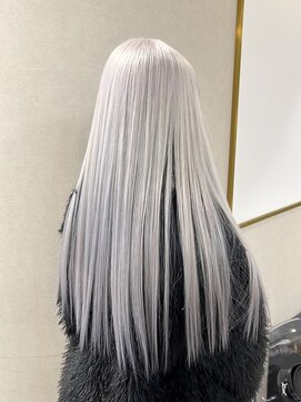 ローレン(Lolen.) 【ホワイトシルバー/イメチェン】しまゆー