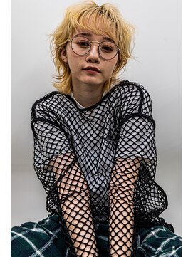 ノブレス ノアール(NOBLESSE NOIR) ブロンドカラー／ブリーチカラー／ウルフ／名古屋