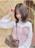 ミルクティーベージュ外ハネ結べるボブミディアムレイヤー