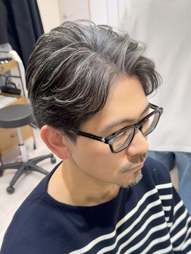 バース 梅田中崎町店(BIRTH) 50代40代白髪ぼかしシルバーメッシュバレイヤージュ