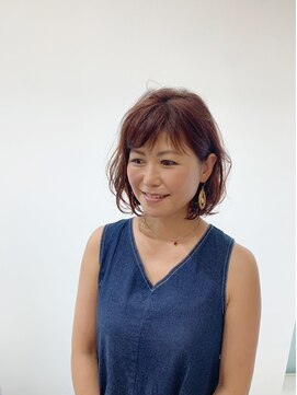 DAMANI 表参道 髪質改善/ヘッドスパ/ハイライト/白髪染め/白髪ぼかし/縮毛矯正 似合わせカット/ミディアムレイヤーカット[表参道駅]