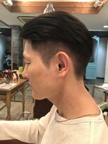 パース(PARS) ツーブロミドルフェードスタイル【PARS内山祐志】