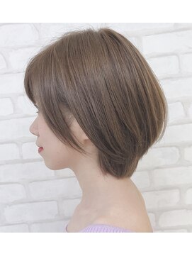 アビリタ(abilita) 大人可愛いショートボブ×アッシュベージュ