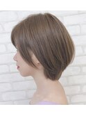 大人可愛いショートボブ×アッシュベージュ