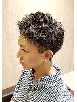 ライール ザ バーバー(Lair the barber) アップバング&ツーブロックパーマ