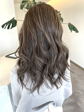 フェーディン(fa/din) 極細3Dハイライトペールグレージュ