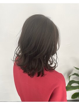 ルヴェルヘアー(Revel hair) くびれミディアム×シアーアッシュ