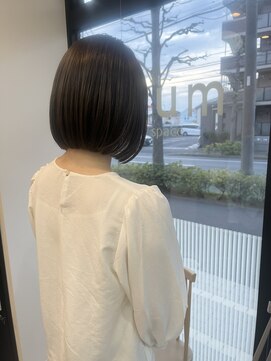 バウム(baum) ☆艶感重視の大人女性ボブ☆