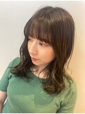 ミディアム/グレージュ