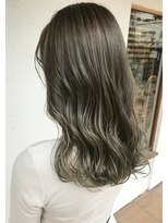 アン たまプラーザ(un)&nbsp;グレージュハイライト【たまプラーザ髪質改善オージュアサロン】