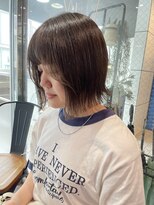 ヘアーアンドメイク ビス(HAIR&MAKE bis) 立川でできるぱつっと切りっぱなしボブ【戸田雅子】