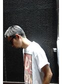 大人男子のブリーチカラー