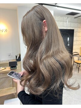 イーラ(era) RENYA ブラウンベージュ エアリーロング 美髪