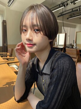 大人可愛いショートボブ銀座地毛風ストレート