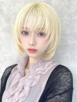 ラフィス ヘアー パーク 枚方2号店(La fith hair park) 【La fith】ケアブリーチ×ホワイトブロンド×ショートボブ