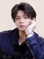 アーリー(Ali'i)&nbsp;センターパート/フェザーショート/ツーブロック