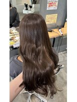 ルーム プロデュースドバイ アミカ(Room produced by Amica)&nbsp;透明感のあるオリーブグレージュ