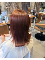ギネス(Giness)&nbsp;重く見えないハイライト×サーモンピンクデザインカラー