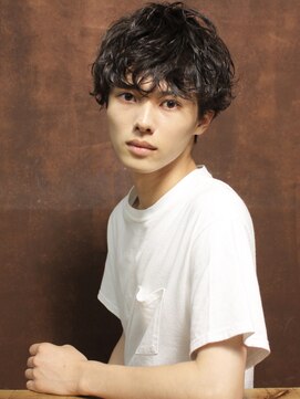 シアンデルカ(CYANDELUCCA) ナチュラルマッシュルーズパーマ