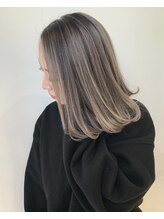 やりたいカラーがありすぎて迷っているのですが、予約して大丈夫ですか？[バレイヤージュ/グラデーション]