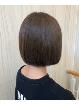 エムツージェイ(M2J) ☆ミニボブ＆アッシュグレージュ☆