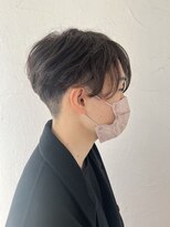 ゴッドヘアーアンドメイク 前橋元総社店(GOD Hair&Make)&nbsp;刈り上げ前下がりセンターパート