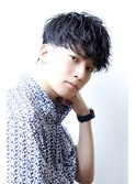 前下がり無造作ショート