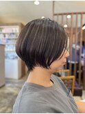 ショートボブ