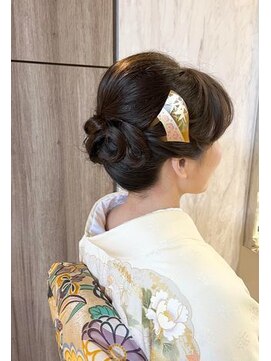 ヘアアンドメイク オプシス(Hair&Make OPSIS) 若ママにもオススメな上品な和装まとめ髪